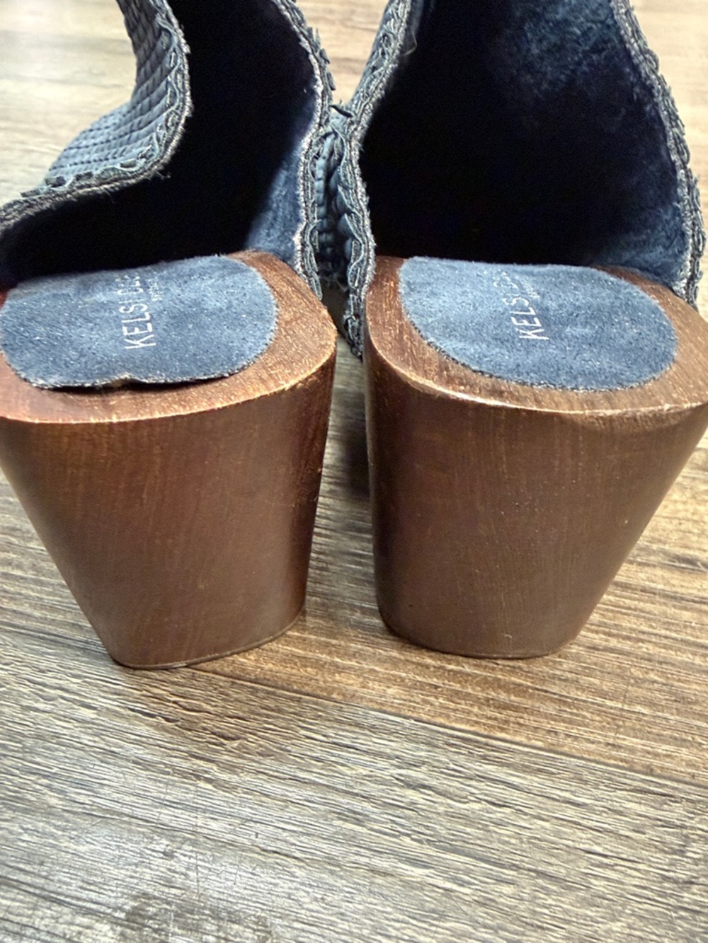 Anthropologie Kelsi Dagger Brooklyn Boulder Navy Heeled Mules Shoe Size 7 - Picture 6 of 9